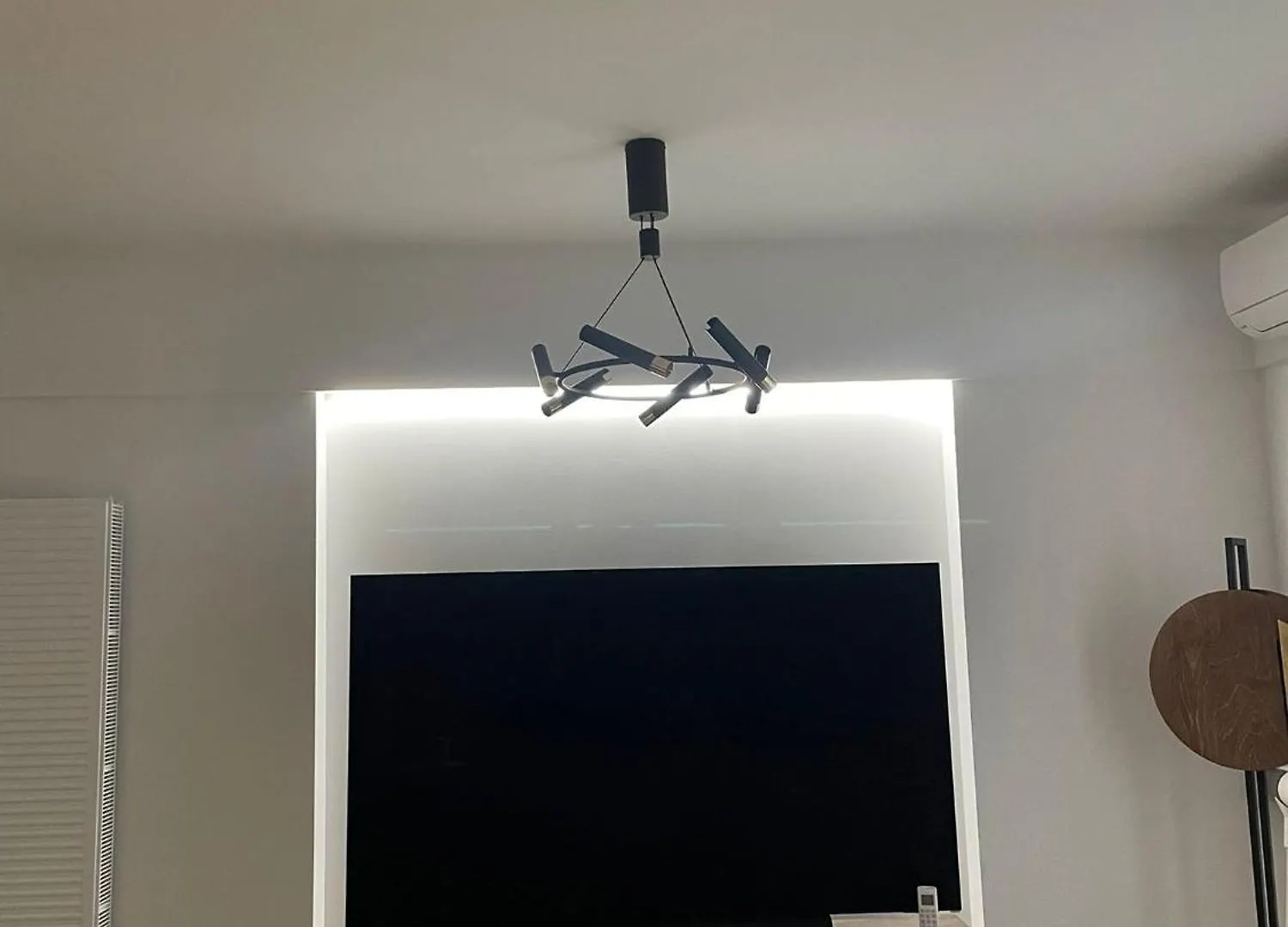 Fancy Apartment With 2Br Bucharest Romania